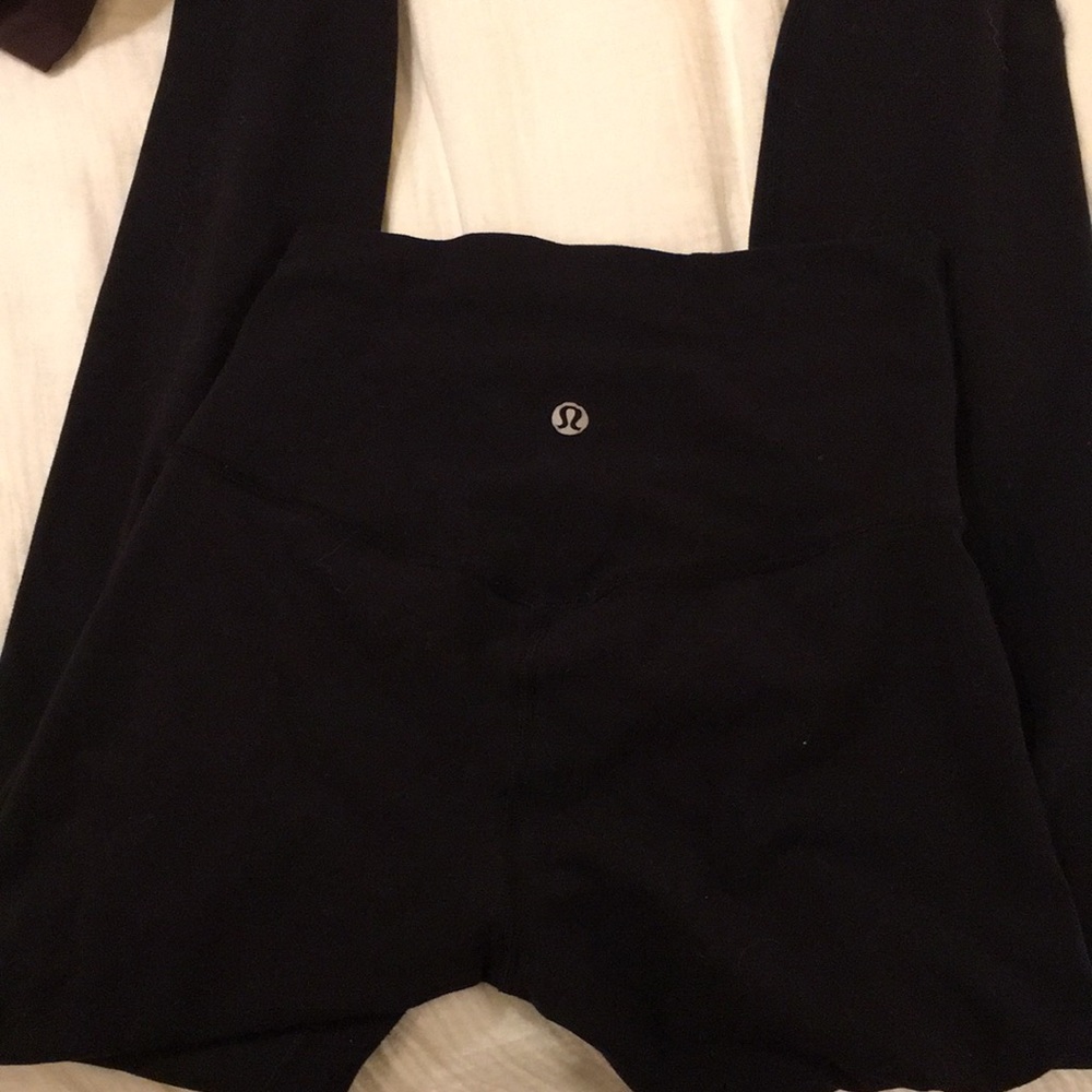 Lululemon aligns 25”